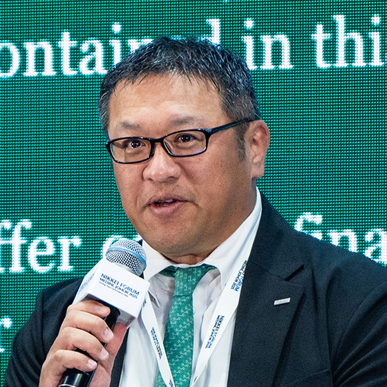塩尻 篤秀氏