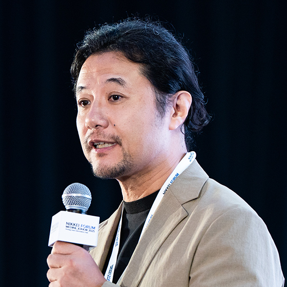入山 章栄氏
