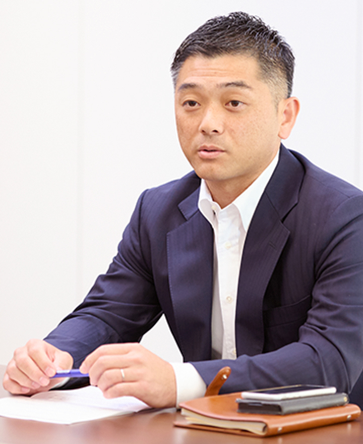 井上 仁 氏