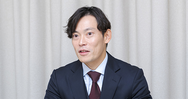 江口 智彬 氏