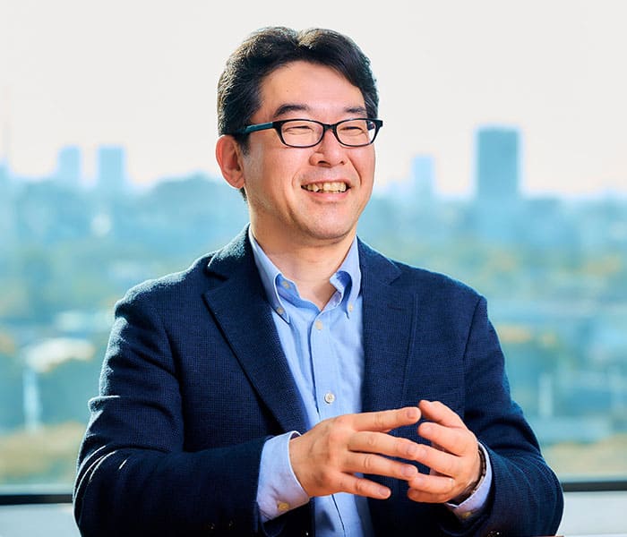 堤氏