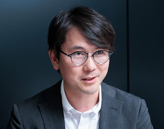 中西 拓也・課長補佐