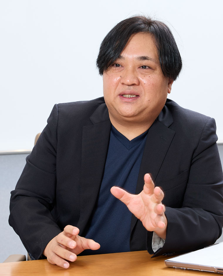 吉田 彰 氏