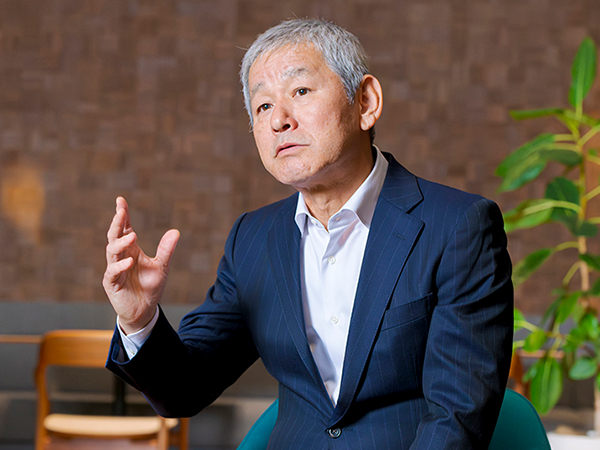 竹下隆史氏
