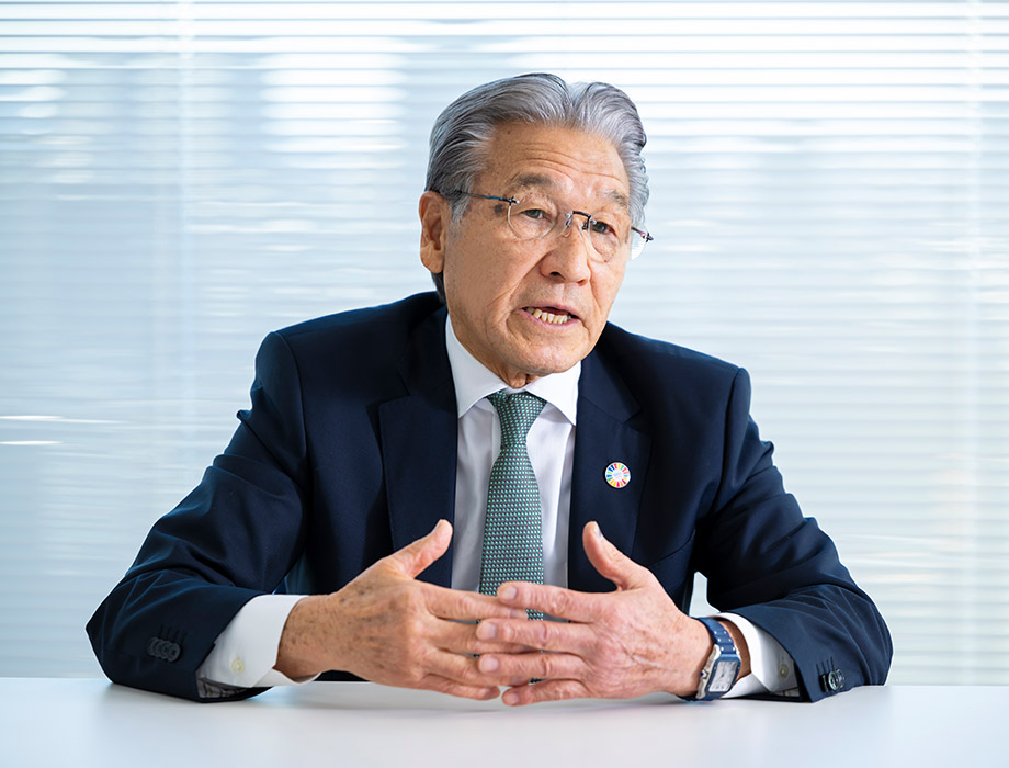 山田 義夫氏