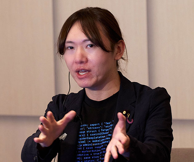 安野氏