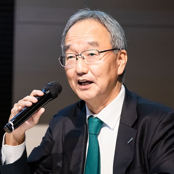 川口 氏
