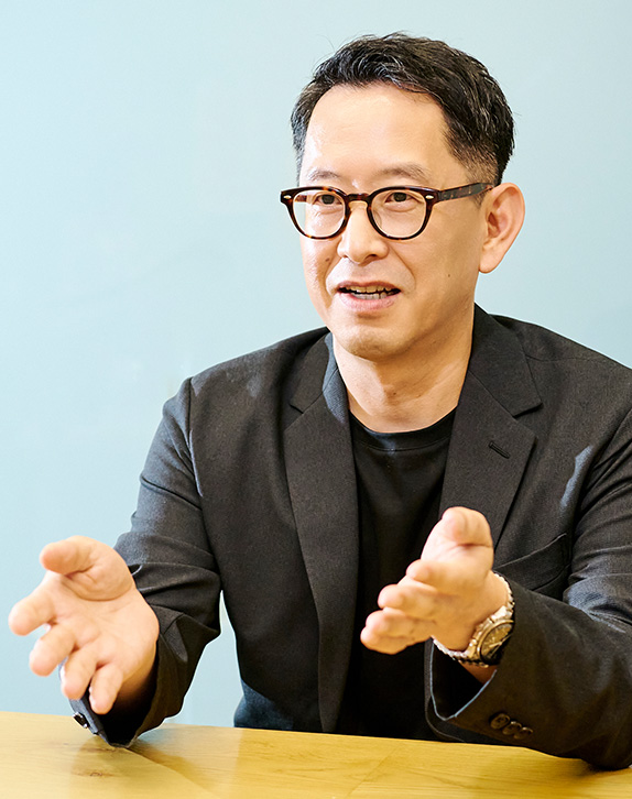 甲谷友明氏