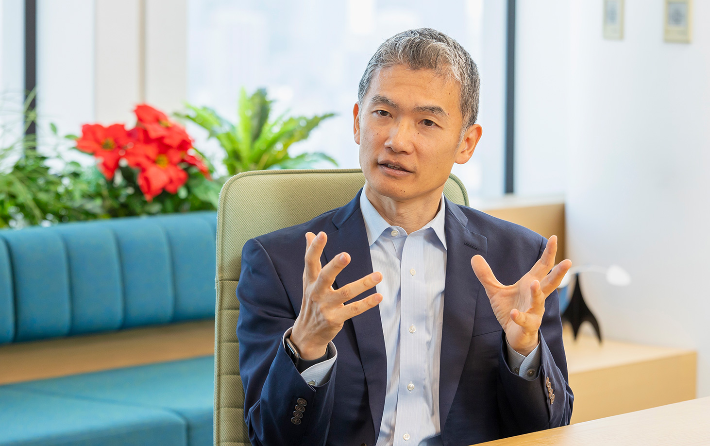 堀田 一郎 氏