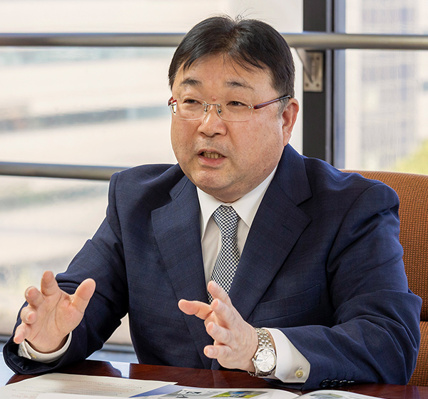 石井 順太郎 氏