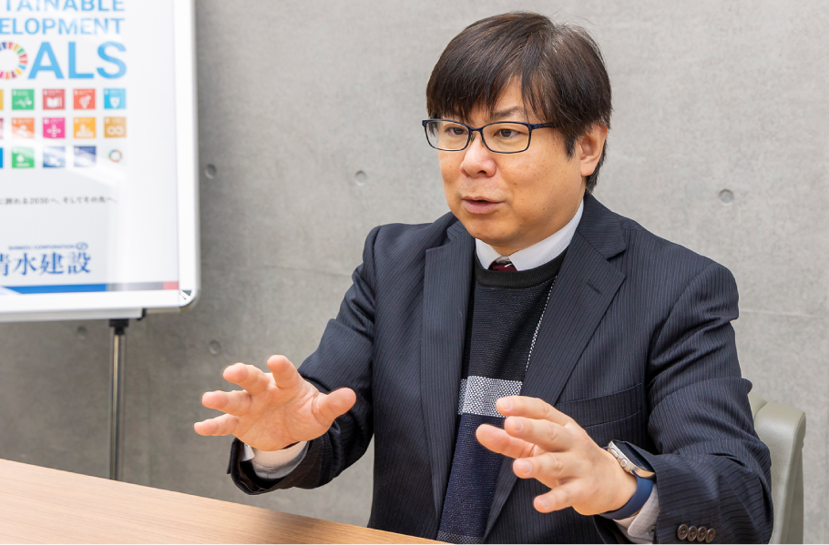 三治 信一朗氏