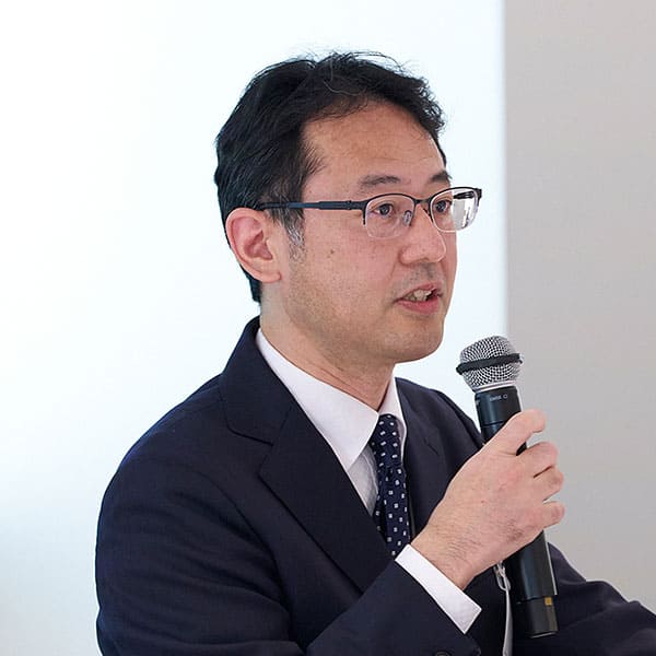 中山氏
