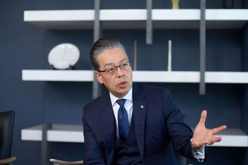 長川氏