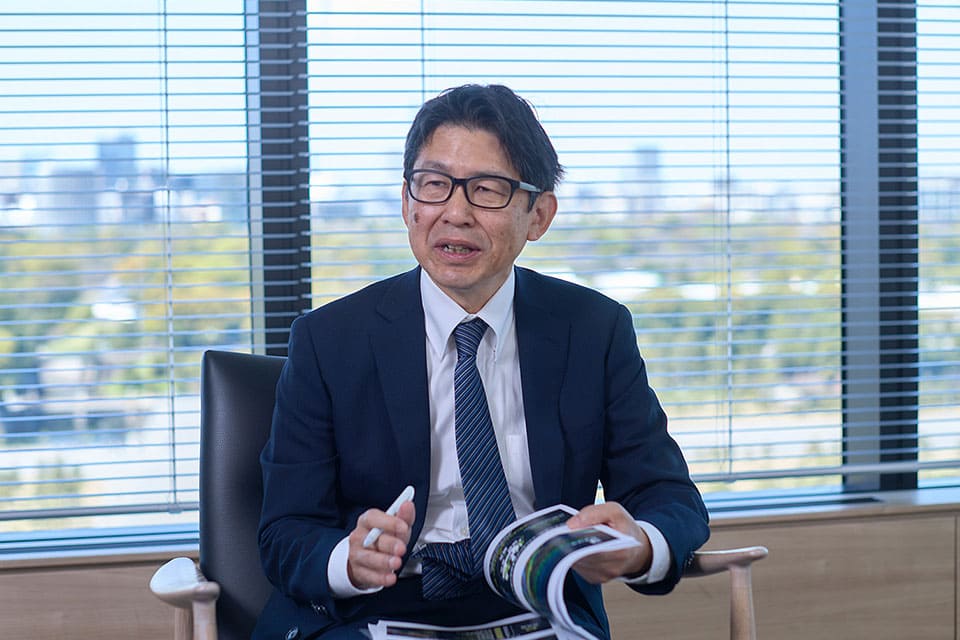 杉本氏