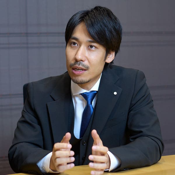 田中氏