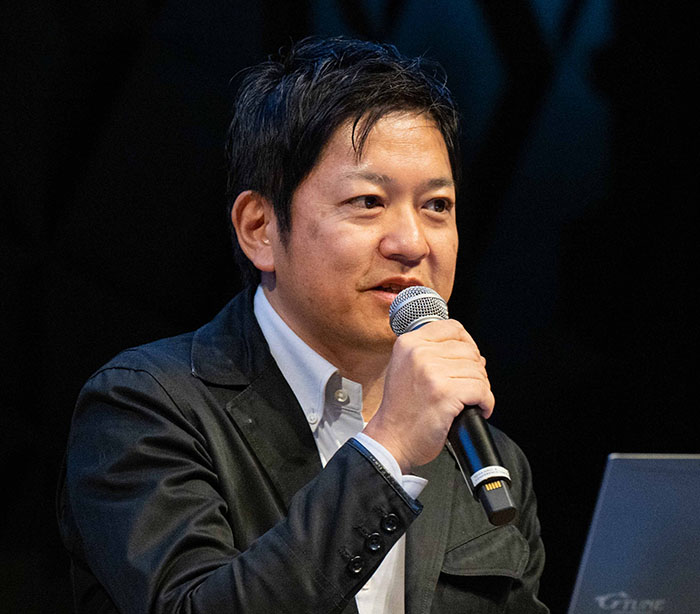 浅原 明広 氏