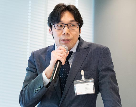 南波邦雄氏