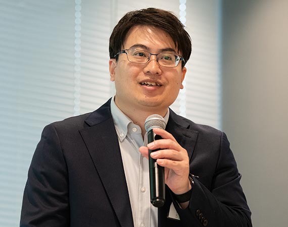 髙田章吾氏