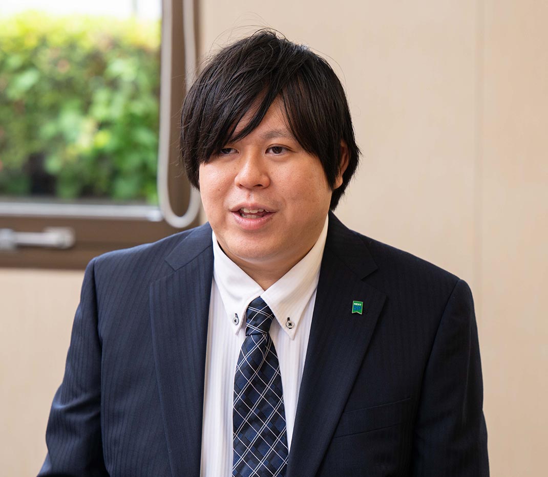 小貫 翔太 氏