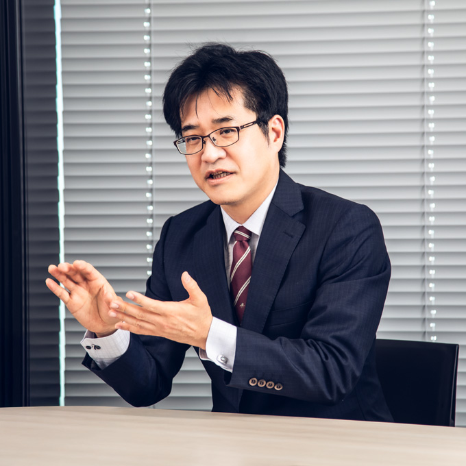 写真:横関 裕正 氏