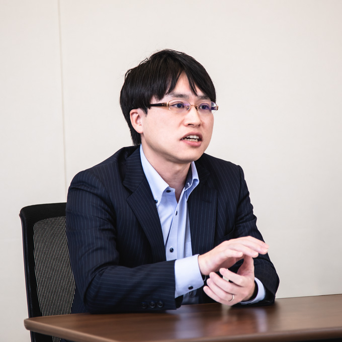 写真：堺 太一朗 氏
