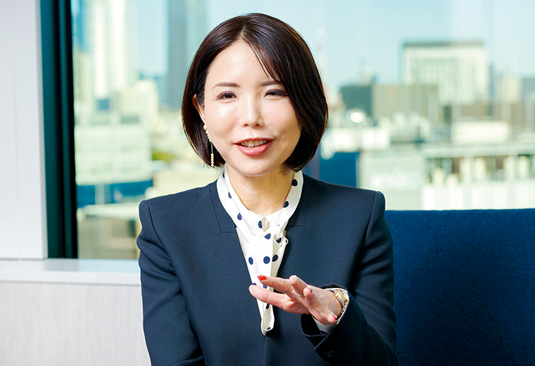 三上 智子 氏