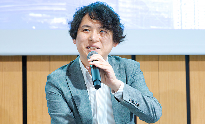 岡田 拓郎 氏