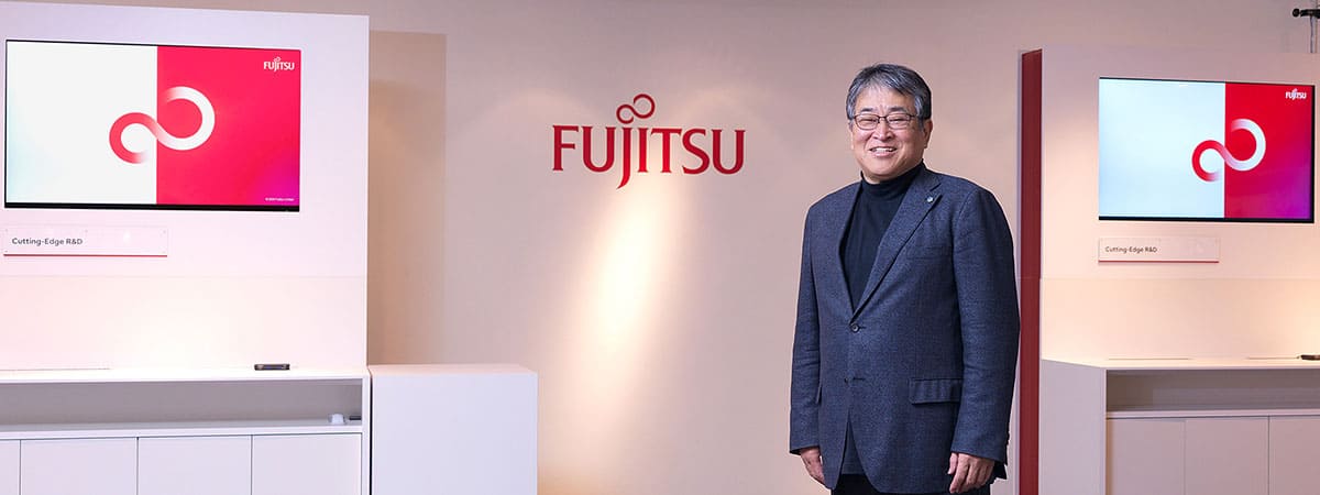 古賀氏