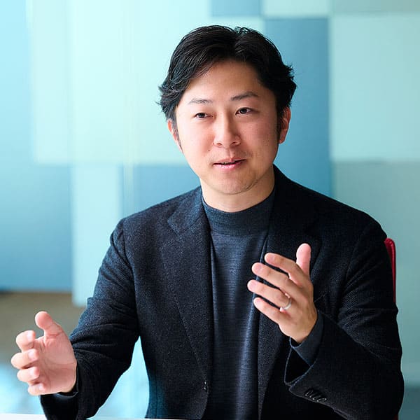 浅輪 氏