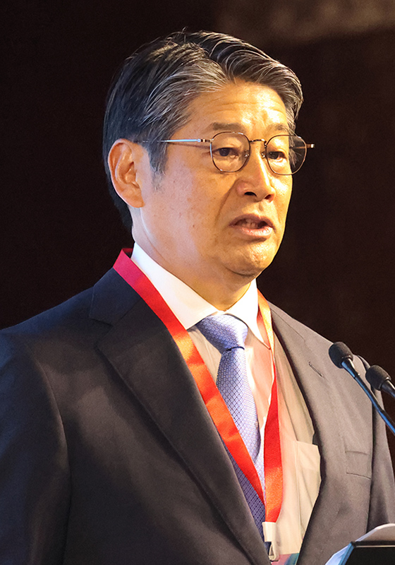 駐ベトナム日本国特命全権大使 伊藤直樹氏