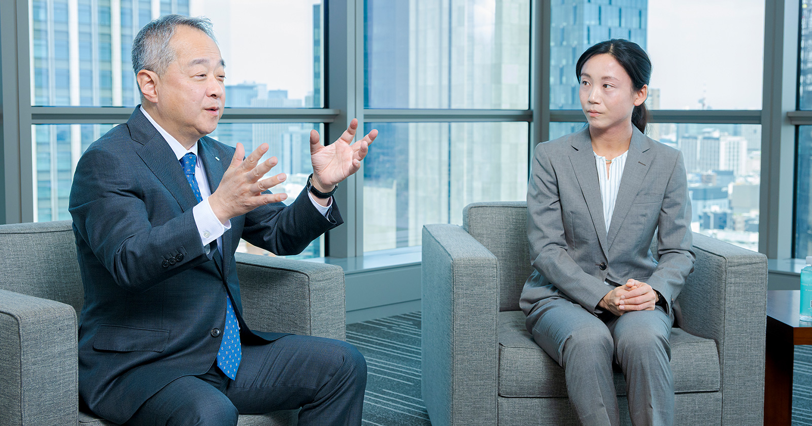 左より上野真吾氏、髙木美帆氏