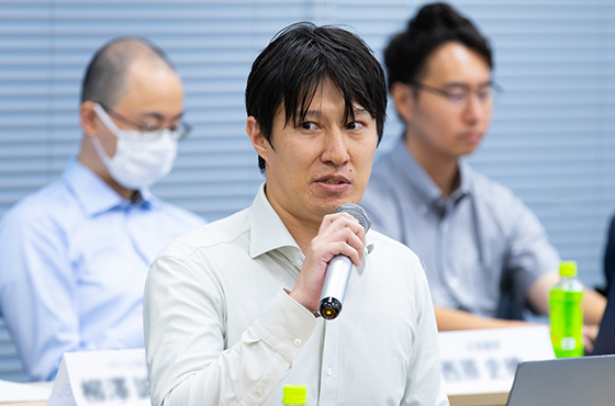 藤井 亮輔 氏