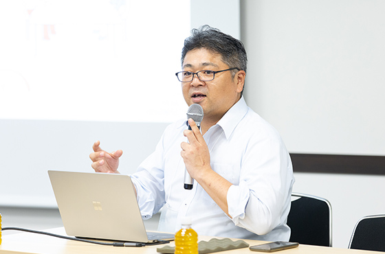 大野 順平 氏