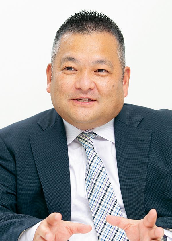 宗形 哲也 氏