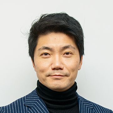 裵 英洙