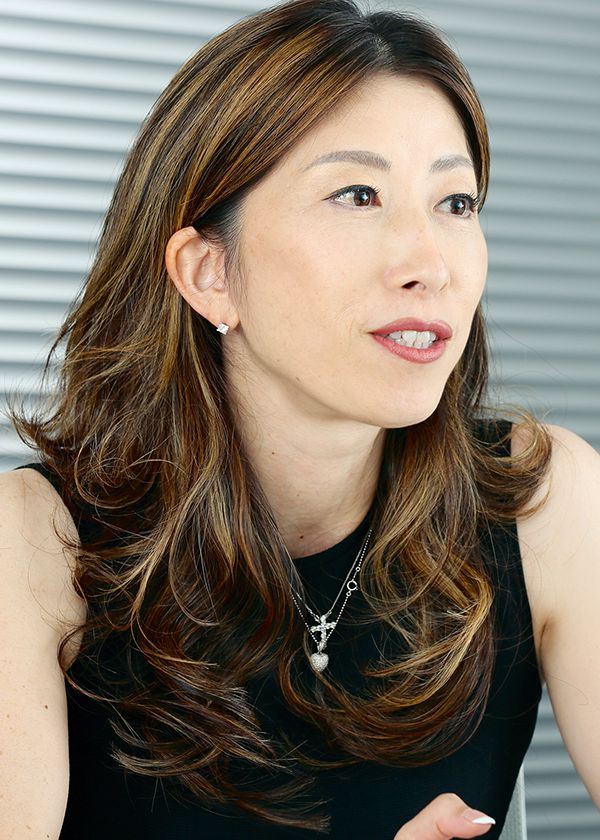 横塚 知子 氏
