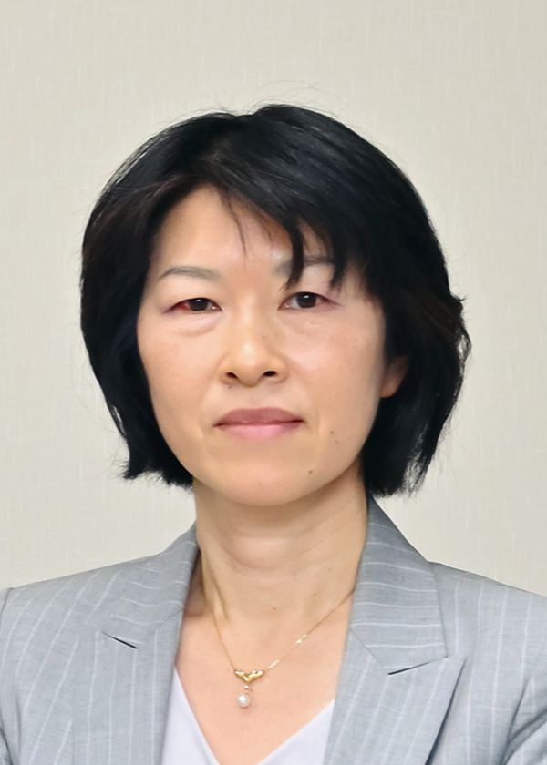 兒玉 節子 氏