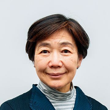 大越 いづみ