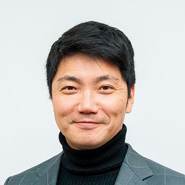 裵 英洙