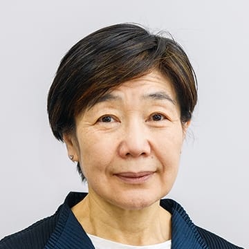 大越 いづみ